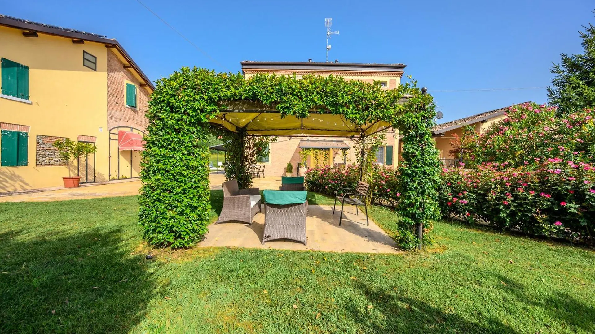 La Casa Di Valeria - Modena Bed & Breakfast
